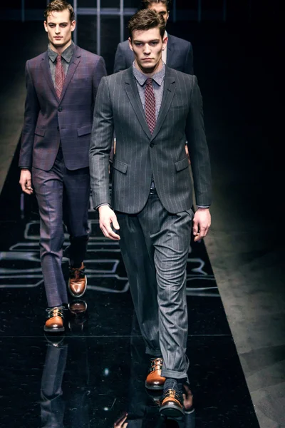Look 57